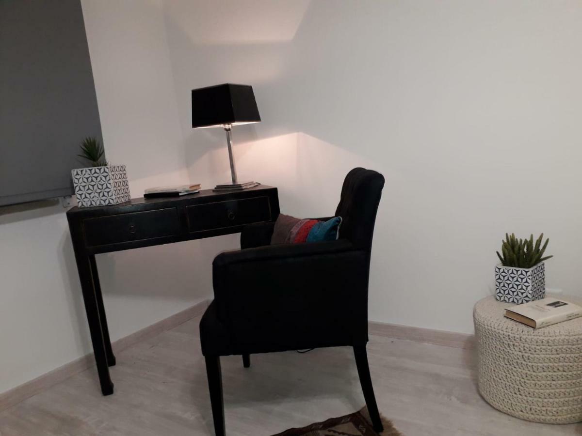 Miklod Apartments Палермо Екстериор снимка