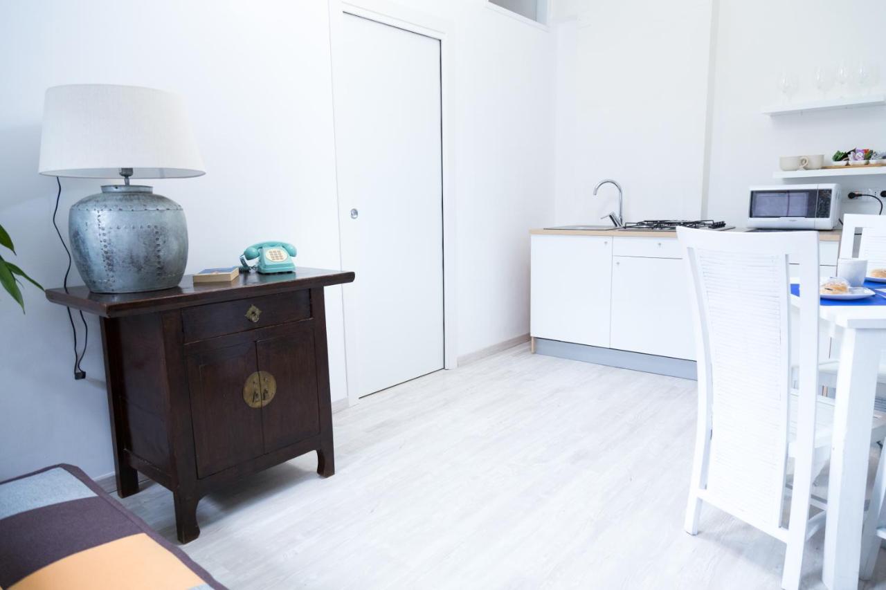 Miklod Apartments Палермо Екстериор снимка